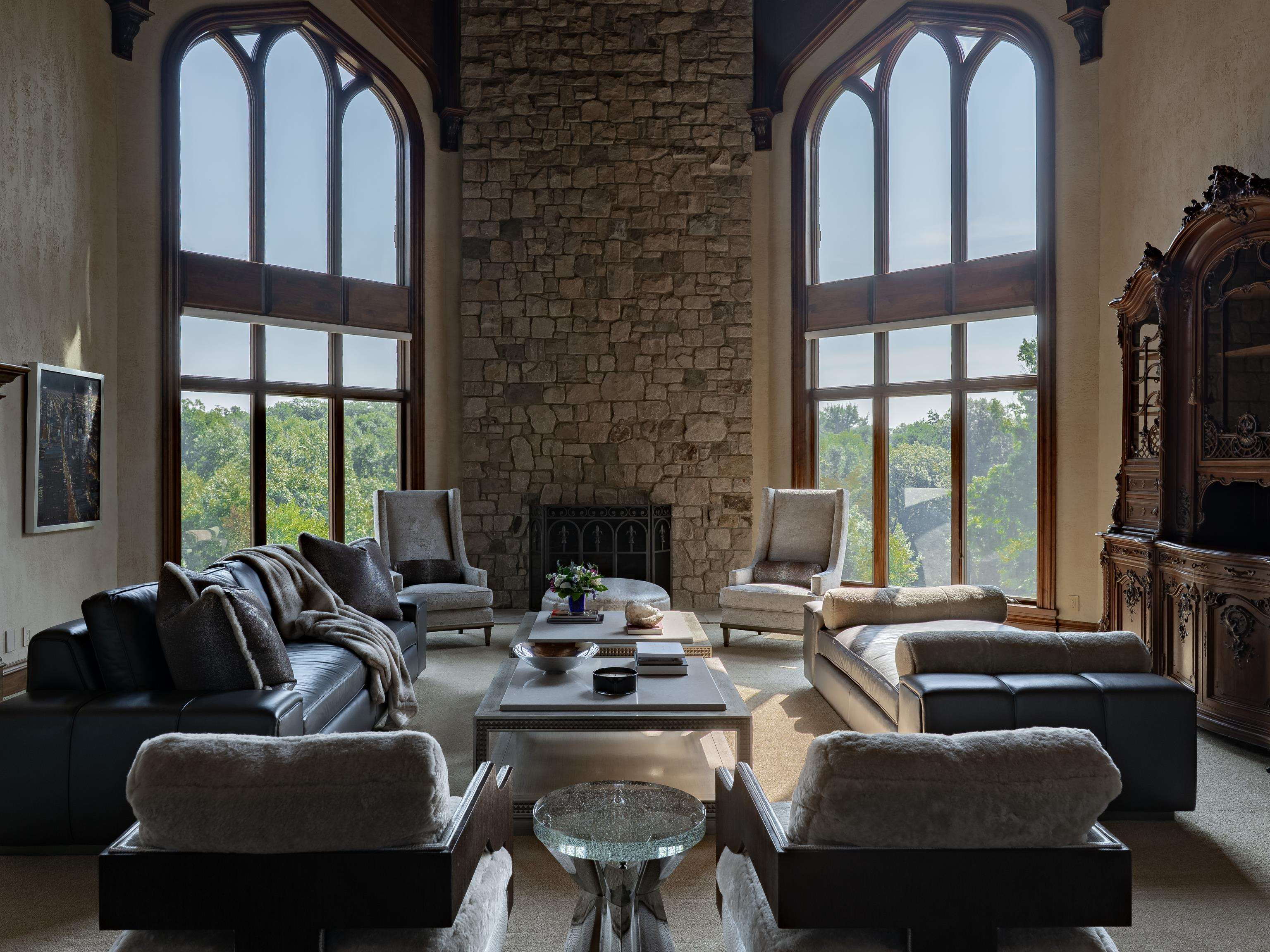 3187 Feather Ridge