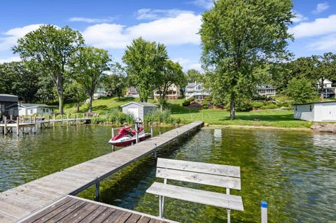 Tiny photo for W1053 & W1049 Illinois Avenue, Green Lake, WI 54941 (MLS # 2003669)