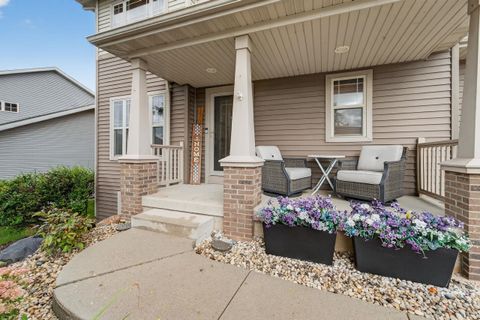 Photo of 2610 Koshkonong Way, Sun Prairie, WI 53590 (MLS # 2015305)