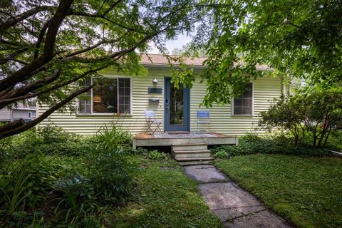Photo of 3744 Sargent Street, Madison, WI 53714 (MLS # 2027573)