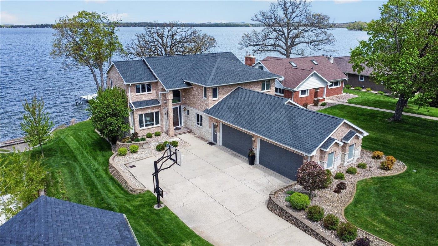 3066 Shadyside Drive