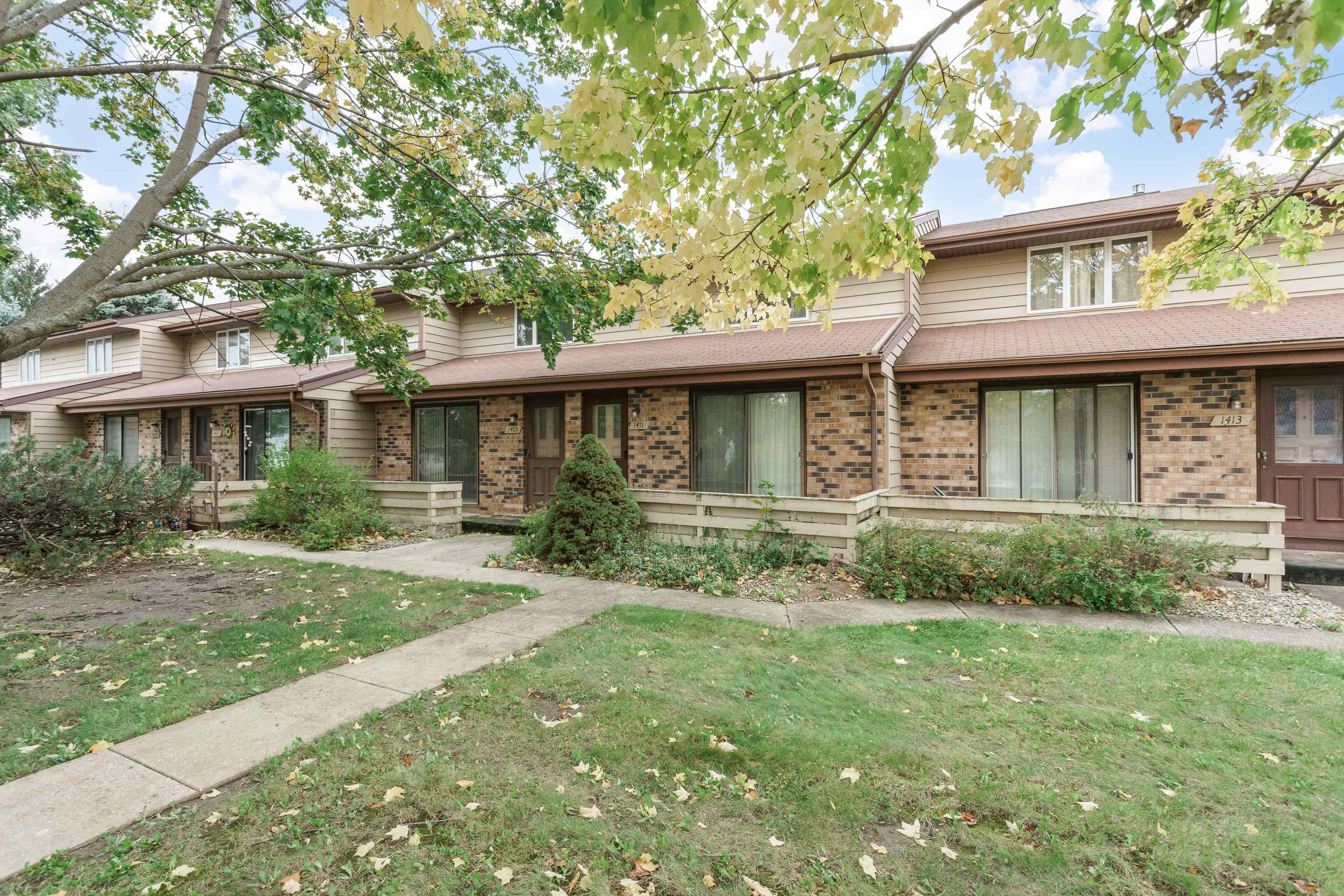 1411 Laramie Lane