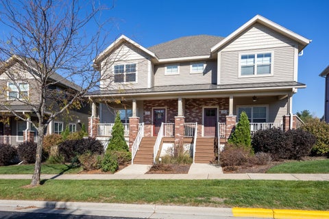 Photo of 33 Sinatra Way, Fitchburg, WI 53711 (MLS # 2035222)