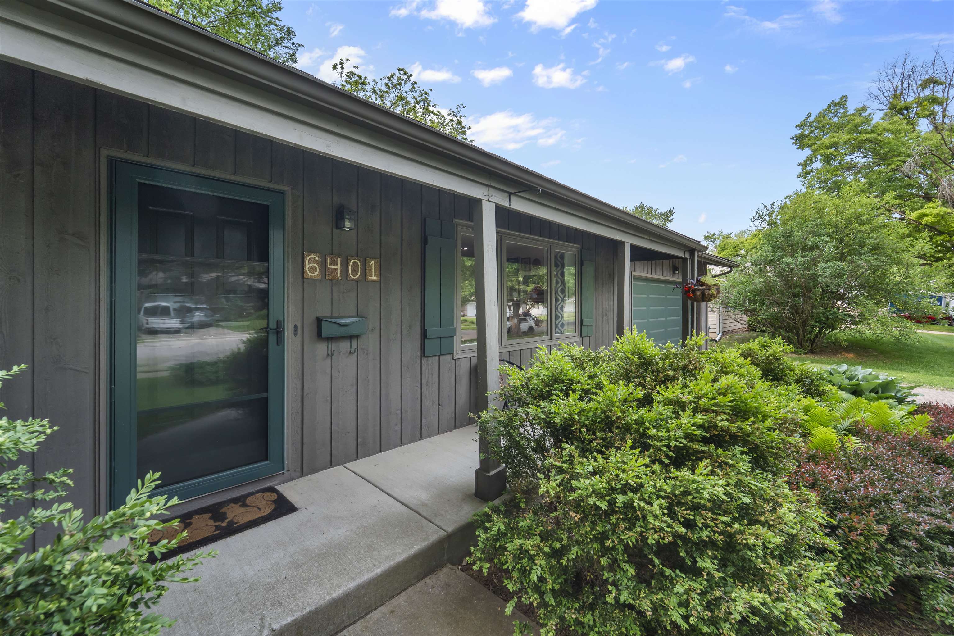 6401 Romford Road