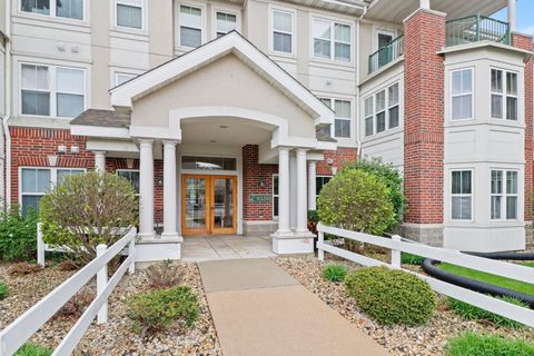 Photo of 8530 Greenway Boulevard 212 #212, Middleton, WI 53562 (MLS # 2022241)