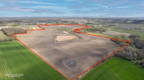 Photo of 129 Acre S Crystal Lake Road, Beaver Dam, WI 51916 (MLS # 1999179)