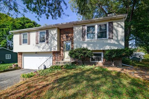 Photo of 5802 Leanne Lane, McFarland, WI 53558 (MLS # 2009862)