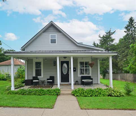 Photo of 604 Grove Street, Baraboo, WI 53913 (MLS # 2030484)