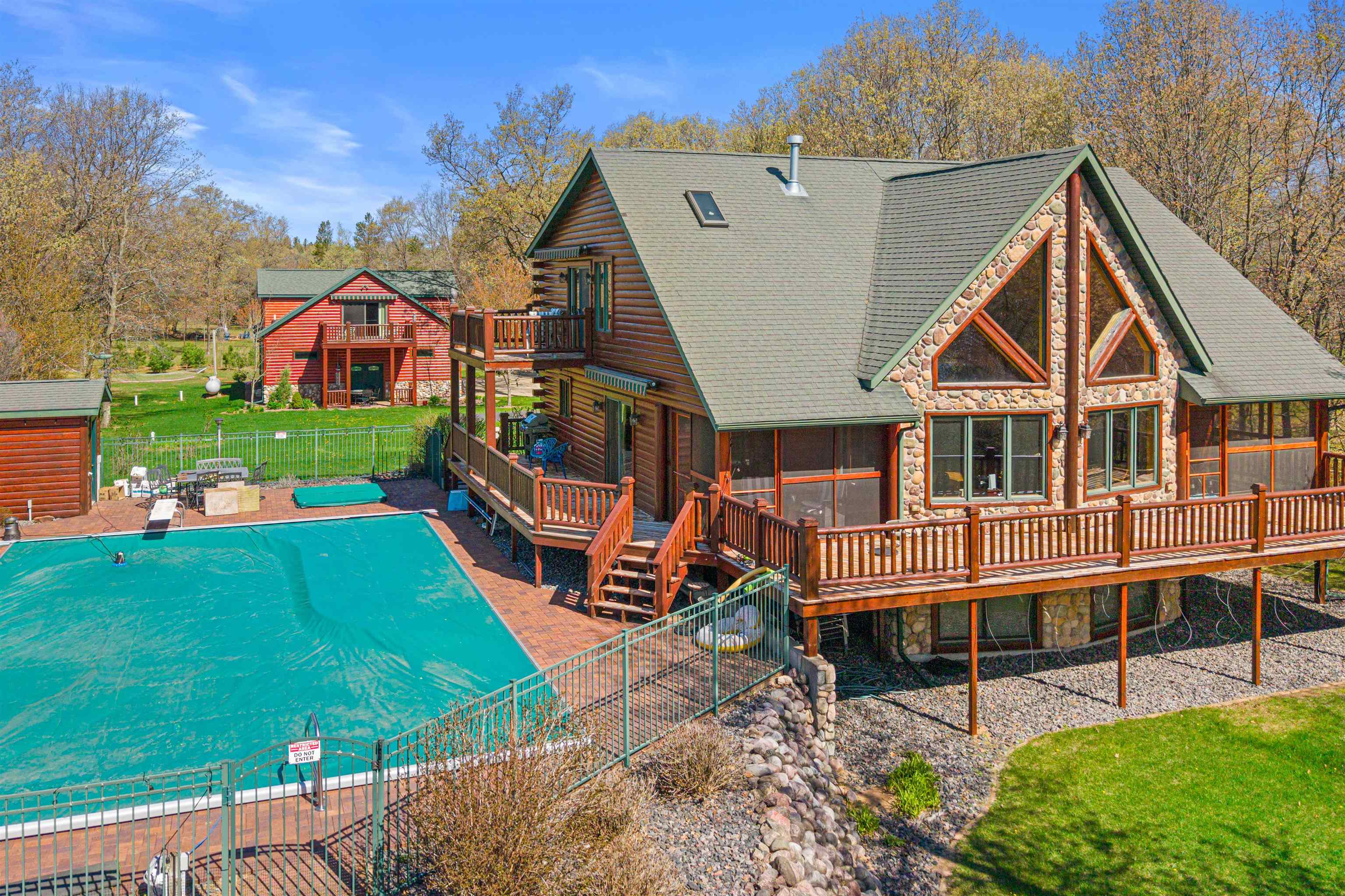 W4895 Big Bay Road