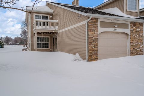 Photo of 2530 Edgewood Drive 38 #38, Beloit, WI 53511 (MLS # 2018644)