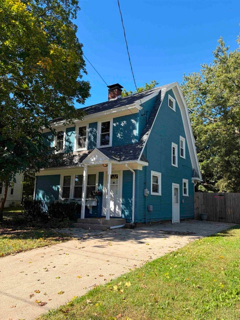 Photo of 1112 Eaton Avenue, Beloit, WI 53511 (MLS # 2033945)