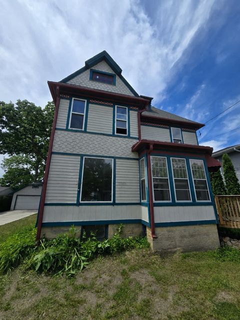 Photo of 206 Linn Street, Janesville, WI 53548 (MLS # 2026357)