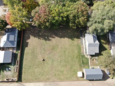 Photo of 906 N Wacouta Avenue, Prairie Du Chien, WI 53821 (MLS # 2011291)