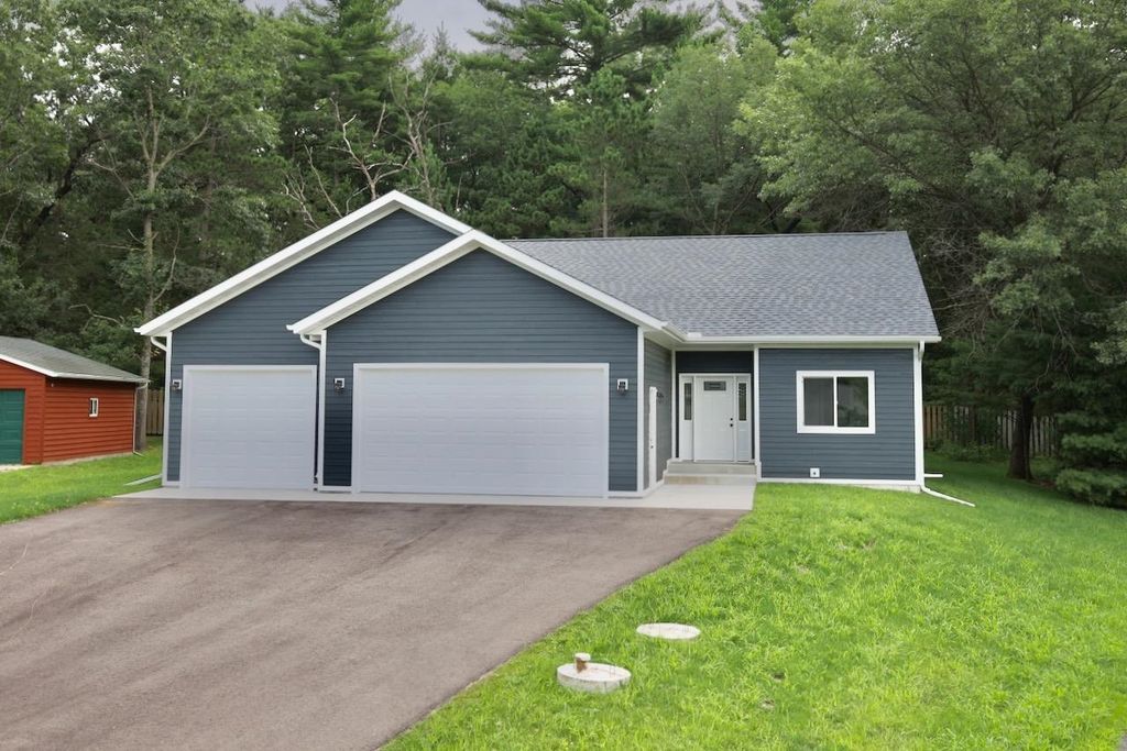 Photo for 1118 Grand Pines Circle, Wisconsin Dells, WI 53965 (MLS # 2004815)