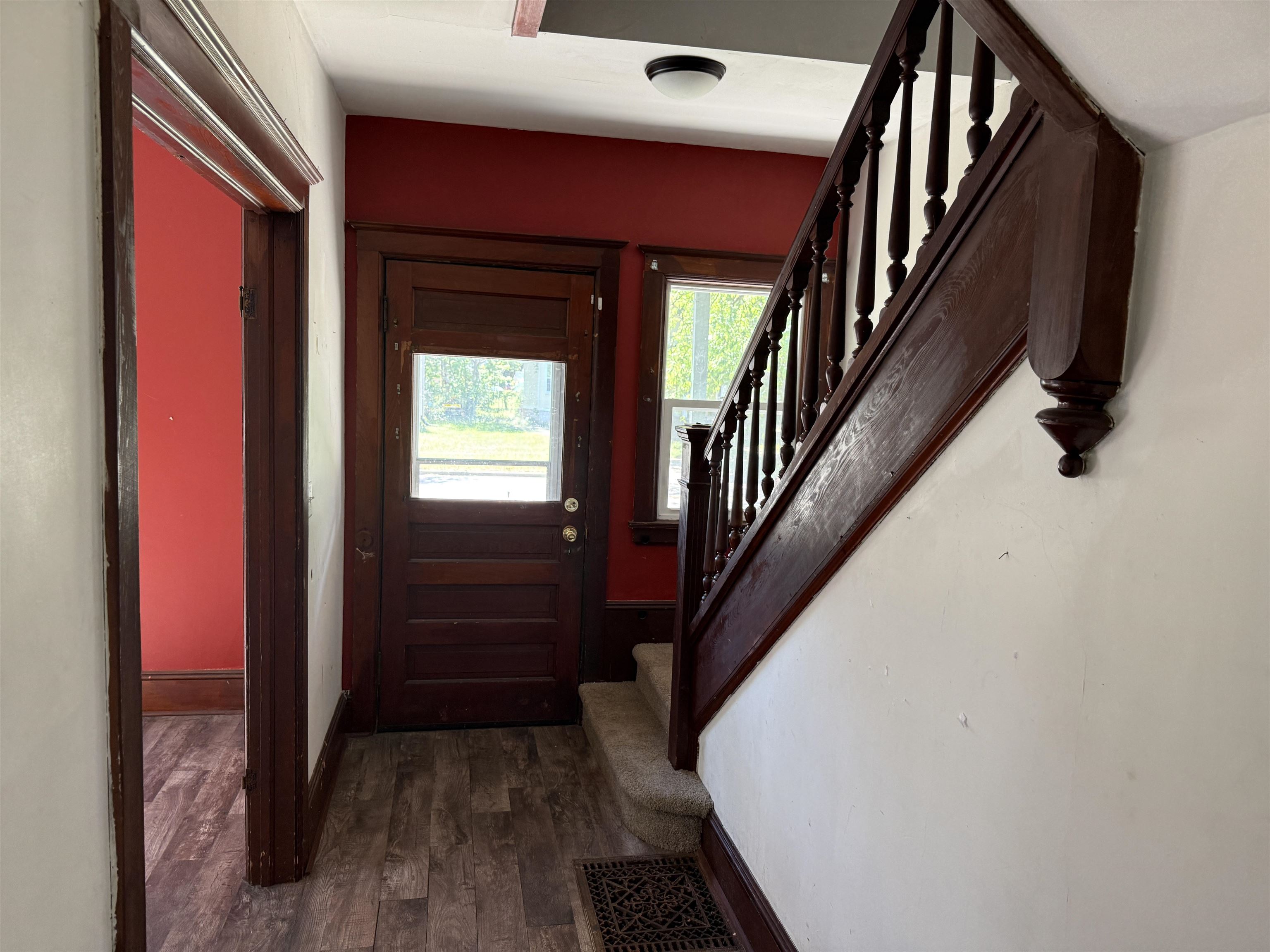 1030 Prairie Avenue - Photo 4