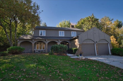 Photo of 14 Mt Rainier Lane, Madison, WI 53705 (MLS # 2034686)