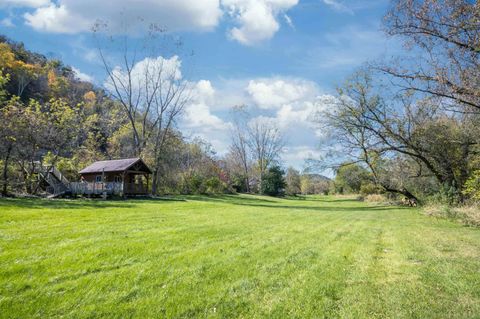 855 US Highway 61 Readstown WI 54652