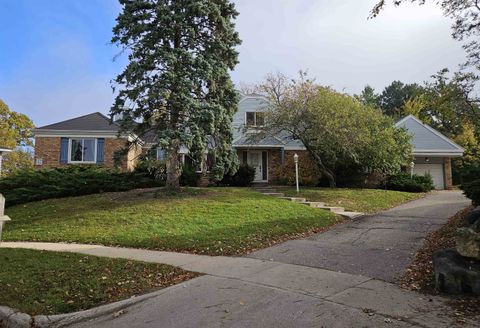 Photo of 25 Cornado Court, Madison, WI 53719 (MLS # 2012590)