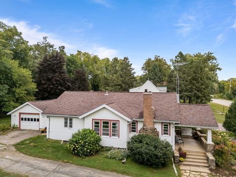 Tiny photo for N6167 N Lawson Drive, Green Lake, WI 54941 (MLS # 2007293)