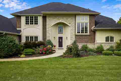 Photo of 3002 Linnerud Drive, Stoughton, WI 53589 (MLS # 2027003)