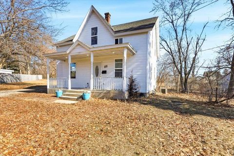 Photo of 111 James Street, Portage, WI 53901 (MLS # 2016634)
