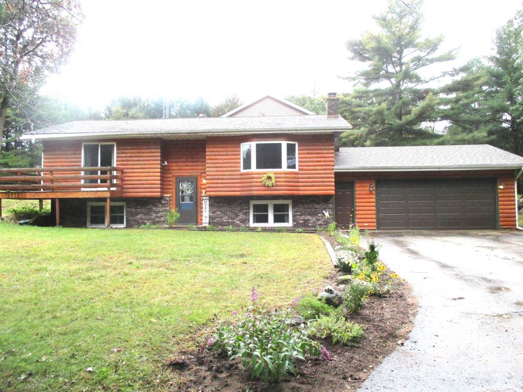 Photo for N3679 11th Drive, Montello, WI 53949 (MLS # 2009362)