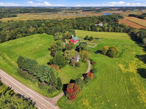 Photo of 1942 County Road BB, Cottage Grove, WI 53527 (MLS # 2033730)