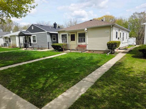 Photo of 718 S 56th Street, West Allis, WI 53214 (MLS # 2021694)