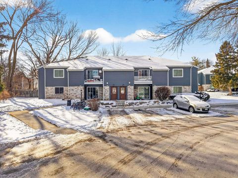 Photo of 1501 Whispering Pines Way, Fitchburg, WI 53713 (MLS # 2015495)