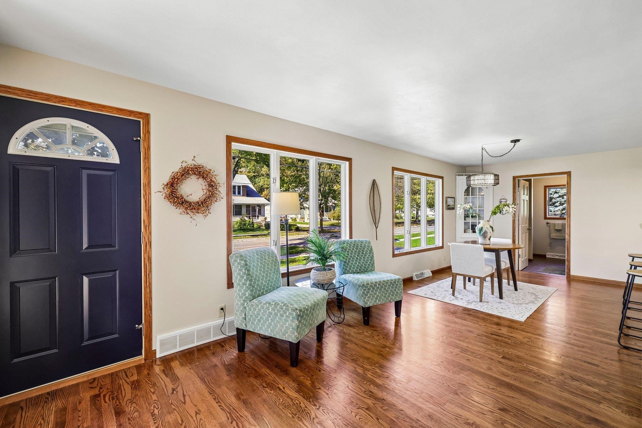 110 N Ferry Drive