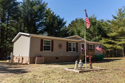 W8179 Eagle Drive Drive Oxford WI 53964