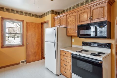 Tiny photo for 610 S Main Street, Jefferson, WI 53549 (MLS # 2013400)