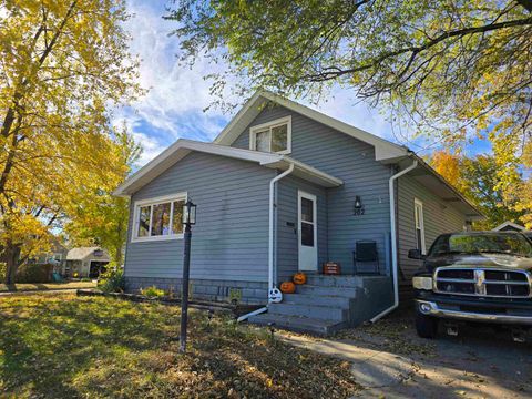 Photo of 202 Hackett Street, Beloit, WI 53511 (MLS # 2010963)