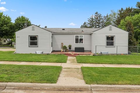 Photo of 2039 12th Avenue, Monroe, WI 53566 (MLS # 2023782)