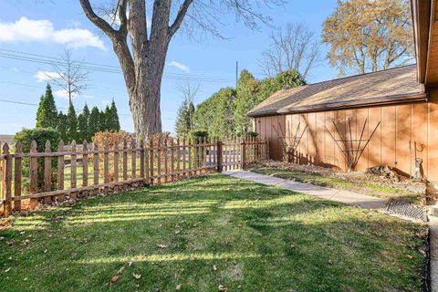 Tiny photo for N10570 Howard Drive, Fox Lake, WI 53933 (MLS # 2012556)