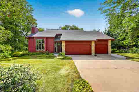 Photo of 7966 Stagecoach Road, Cross Plains, WI 53528 (MLS # 2029148)