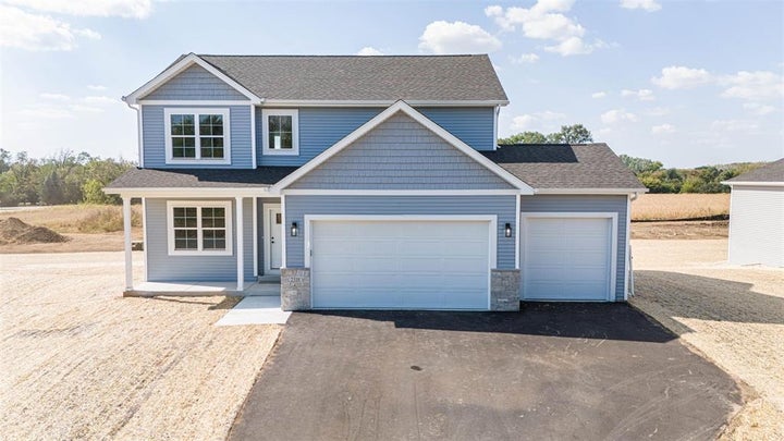 Photo 1 of 11 — 1762 Kyle Circle, Beloit, WI 53511