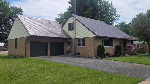 Photo of 318 S Charles Street, Westfield, WI 53964 (MLS # 2027714)
