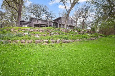 Photo of 1004 Ridgewood Drive, Stoughton, WI 53589 (MLS # 2022309)