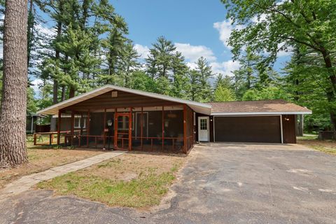 Photo of 241 Mariealain Drive, Wisconsin Dells, WI 53965 (MLS # 2019495)