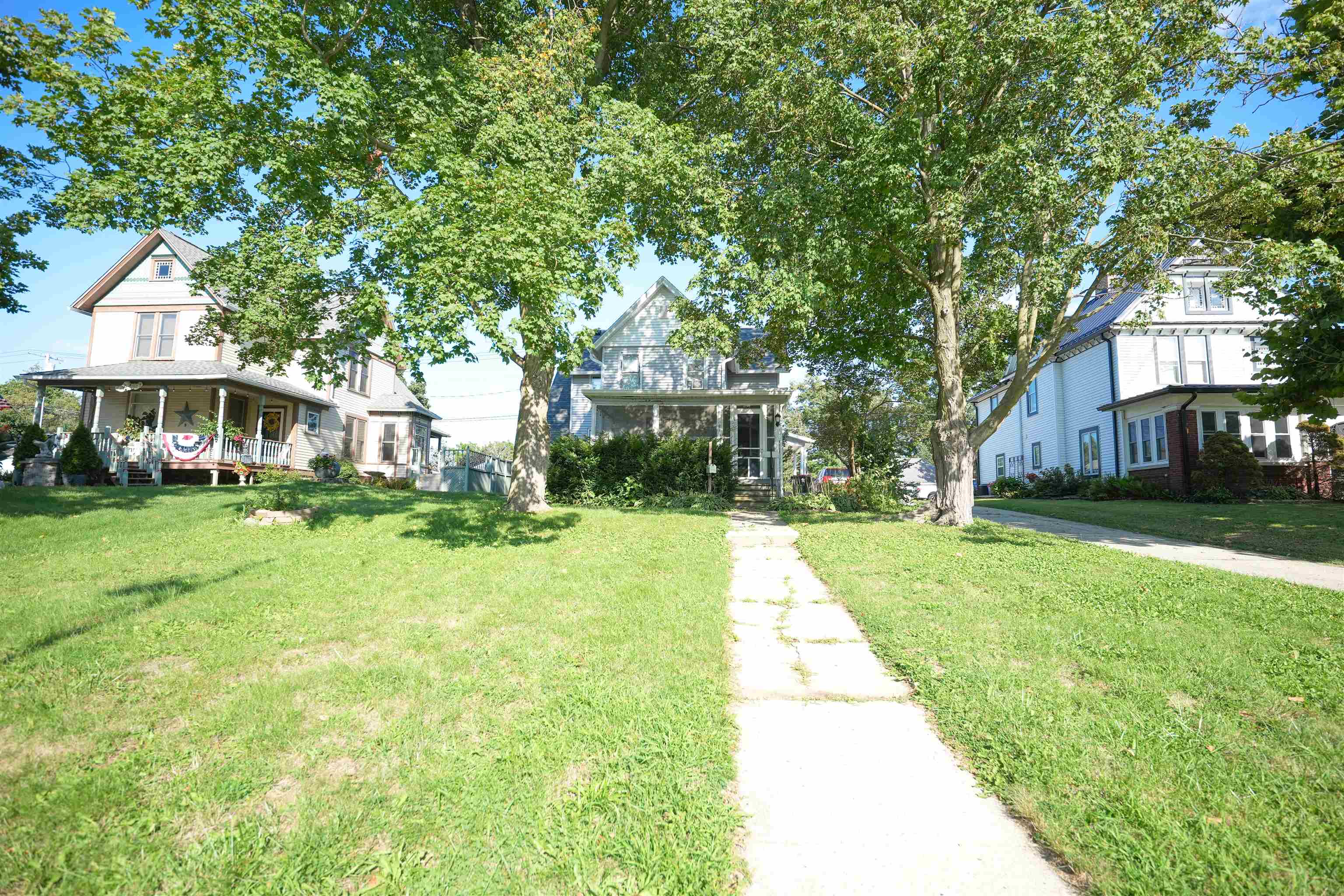 270 N Monroe Street - Photo 3