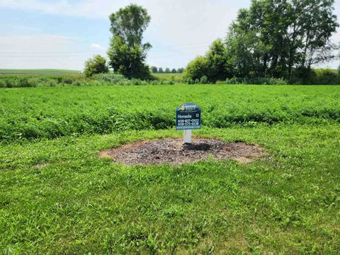 Photo of 852 Valley Road, Dane, WI 53529 (MLS # 2018467)