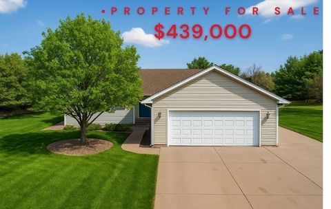 Photo of N4178 Country Club Drive, Brodhead, WI 53520 (MLS # 2018166)