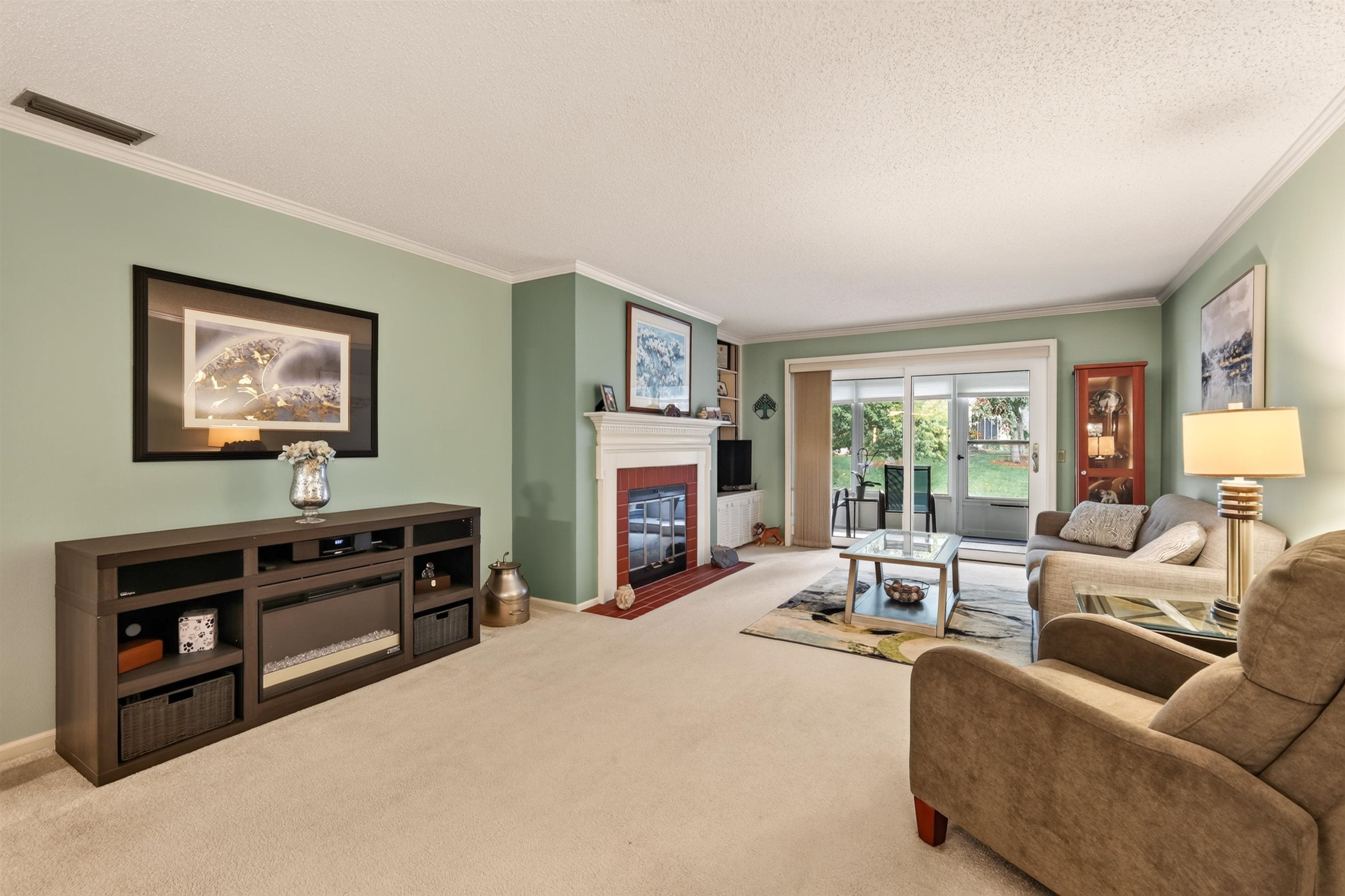 1522 Golf View Road D