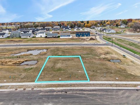 Photo of 328 Dahlia Drive, Stoughton, WI 53589 (MLS # 2020967)