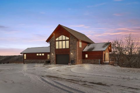 Photo of 29001 Skyview Lane, Wauzeka, WI 53826 (MLS # 2015335)