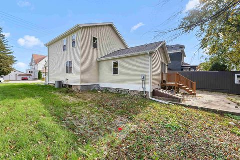 Tiny photo for 239 N Main Street, Juneau, WI 53039 (MLS # 2011414)