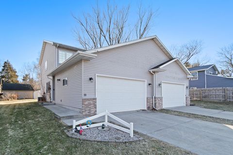 Photo of 111 W Thomas Street, Poynette, WI 53955 (MLS # 2019267)