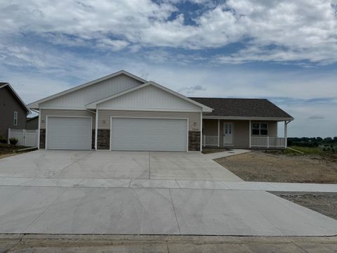 Photo of 1004 Red Hawk Drive, Milton, WI 53563 (MLS # 2004154)