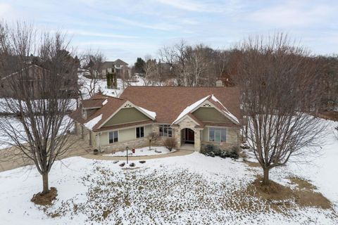 Photo of 4539 Deering Trail, Middleton, WI 53562 (MLS # 2016229)